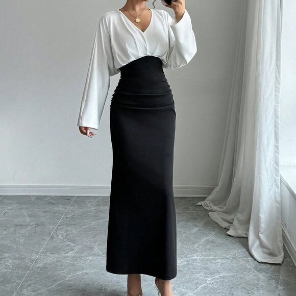 Black Elegant Women's Patchwork Long Sleeve Pleated Hem Casual Dress - Picture 4 of 6